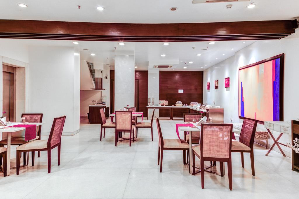 Amber Inn By Orion Hotels New Delhi Ngoại thất bức ảnh